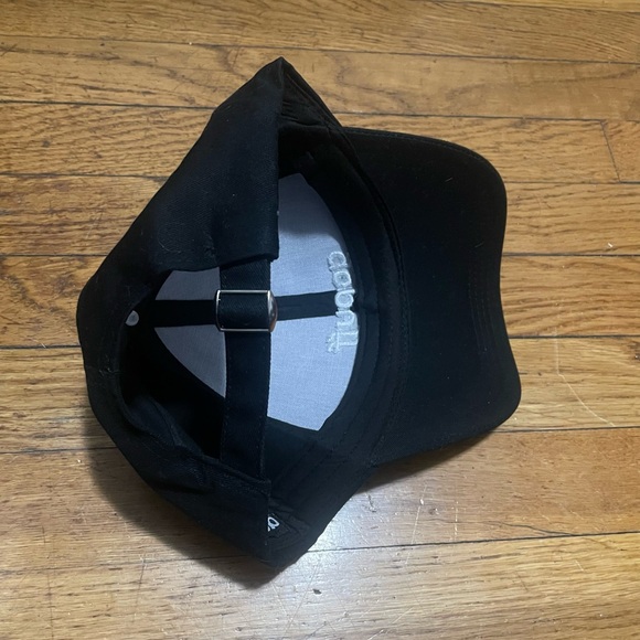 Hat - Picture 2 of 3